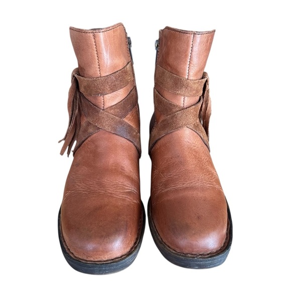 BORN Perl Brown Leather Ankle Boots Suede Tassel Western Boho Coastal Cowgirl 6 - Picture 2 of 12